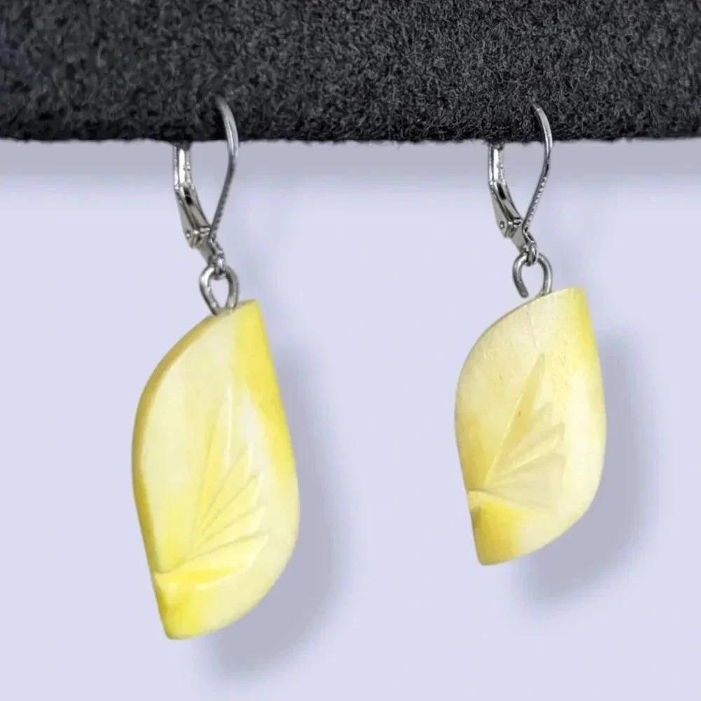 (2/$20) Vintage Yellow Carved Lucite Earrings
